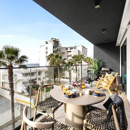 Stylish Modern Beachside Apartment With Pool & Seaview クアルテイラ エクステリア 写真